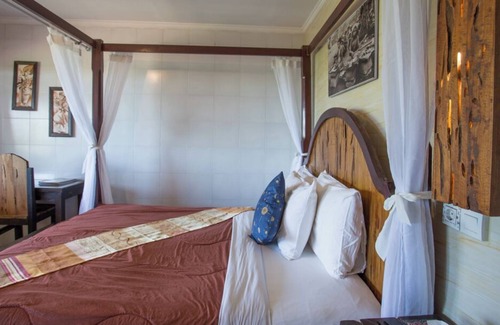 Nungnung House | 1 BR Grand Deluxe with Mountain View near Bedugul