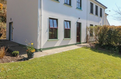 Rosscarbery Cottage | 1 CLOSHEEN LANE, pet friendly in Rosscarbery, County Cork