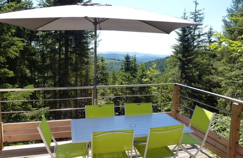 Saint-Bonnet-le-Froid Cabin | 1 contemporary comfortable yurt located in a wood terrace with a view.