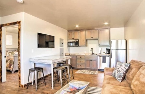 Moab South Valley House | #1 Dog Friendly, Walking distance to Hiking Trails