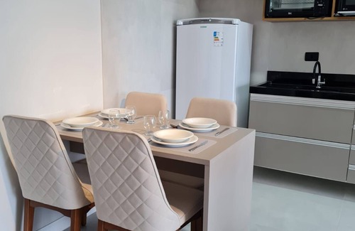 Caicara Apartment | 1 Dorm, Pode Usar o Lazer, 100m da Praia