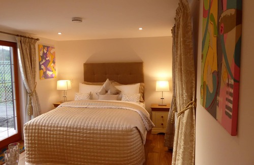 Lower Assendon Bed & Breakfast | 1 double room in cosy private cottage, Henley on Thames
