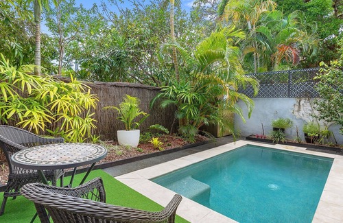 Sunshine Beach Apartment | 1 Hillridge, 6 Ferguson St - Coastal Retreat