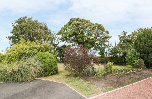 Mealsgate Cottage | 1 LEESRIGG COTTAGES, pet friendly, with open fire in Aspatria