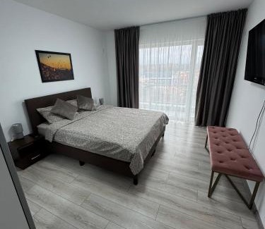 Craiova Apartment | 1 Mai - Luxury Park Apartments - Self check-in - Private parking 3