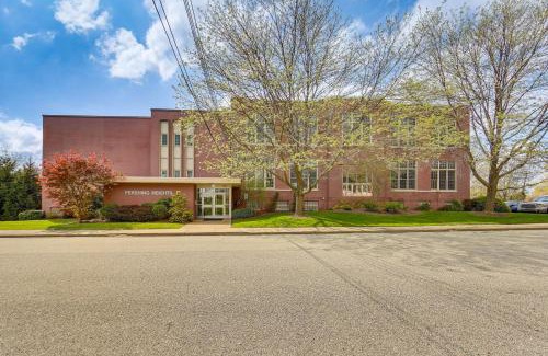 New Kensington Apartment | 1 Mi to Allegheny River New Kensington Studio!
