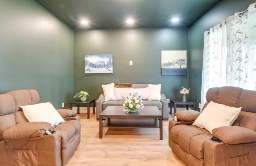 New Albany House | 1 Mi to Downtown New Albany Home