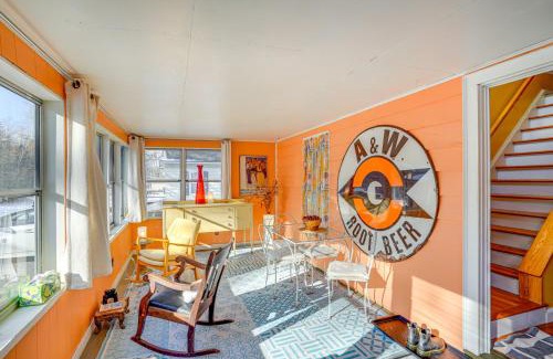 Williamstown House | 1 Mi to Dtwn Beautiful Home in Williamstown!