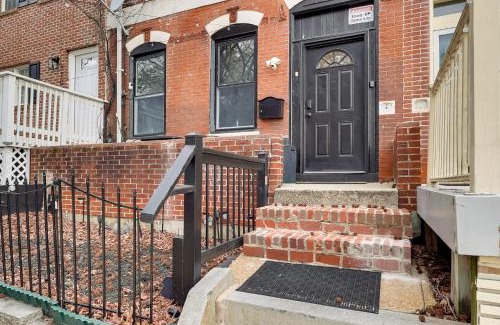 Wilmington House | 1 Mi to Dtwn Wilmington Convenient and Cozy Home!