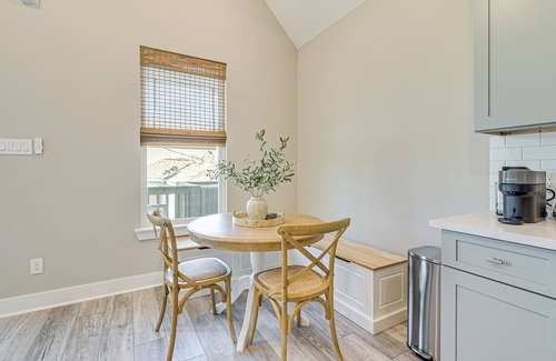 Galveston House | 1 Mi to Galveston Beach, Seawall: New Tiny Home!