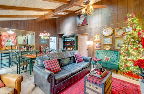 Gouldsboro House | 1 Mi to Gouldsboro State Park Cabin with Deck!