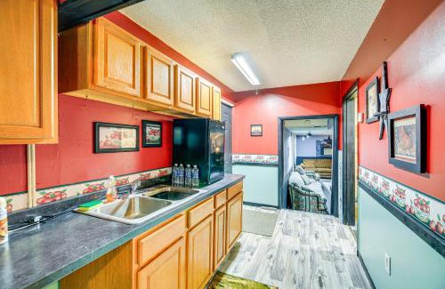 Matewan Apartment | 1 Mi to Hatfield-McCoy Trails Apt in Matewan