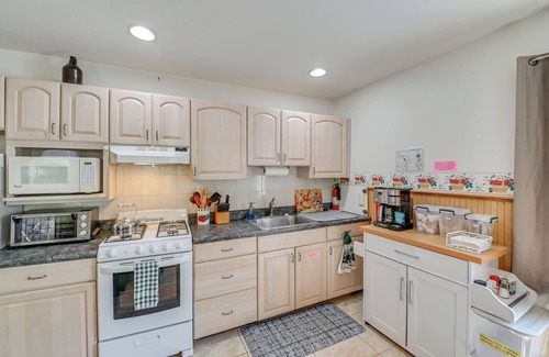 Hunter House | 1 Mi to Hunter Mtn: Cozy Unit on 6-Acre Property!