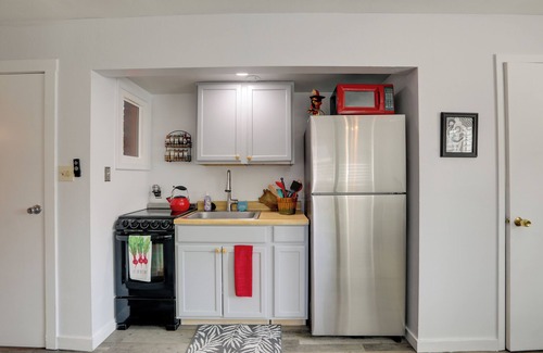 Old Southwest Apartment | < 1 Mi to Midtown: Pet-Friendly Apt in Reno