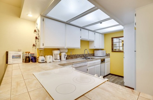 Incline Village Condo | 1 Mi to Trail: WFH-Friendly Incline Village Condo!