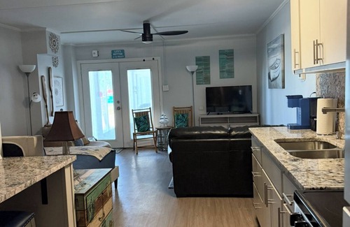 Corpus Christi Apartment | 1 mile to beach, convenient location, on canal, newly renovated, new on market!