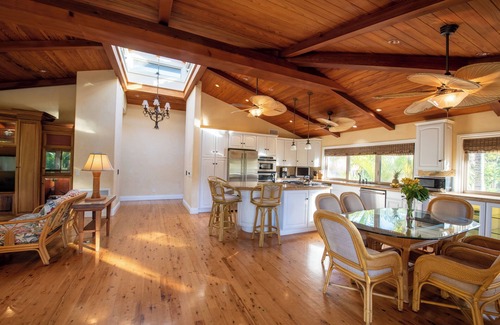 Wainiha House | 1 Min Walk to Sandy Barrier Reef-Protected Soft Beach 4br 4ba