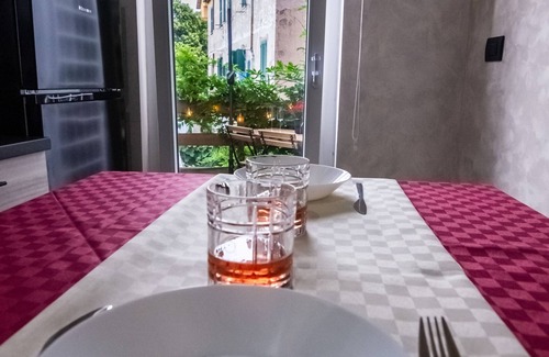 Tuscolano Apartment | 1 minute from metro A, super comfortable mini apartment with small terrace