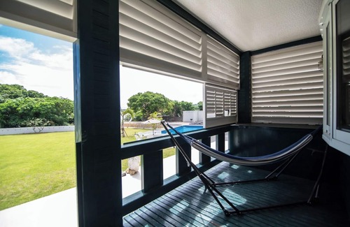 Miyara Apartment | 1 minute to the beach Outdoor pool free car rent/Ishigaki Okinawa