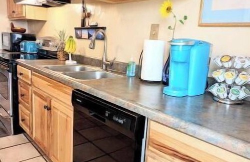 Carson City House | #1-NewPrivate HotTub-My Spare Cottages-Near Tahoe!