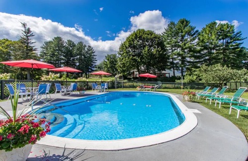 Manchester House | #1 on TripAdvisor. Magnificent Country Inn available as Private Home for 32. Up to 100 can stay on the 30-acre Wilburton resort. Family Reunions, Corporate Retreats. Weddings. Indoor & outdoor pool