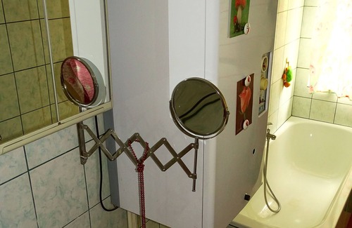 Heviz Apartment | 1 percre a viághírű hévizi tóhoz, romantikus teljes lakás kisállat barát.