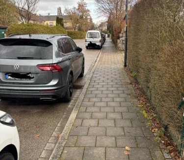 Munchen District House | 1 Privatzimmer möbliert gut ausgestattet und gute Anbindung Bus Bahn