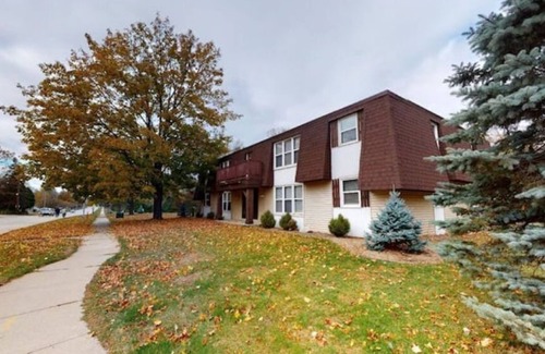 Green Bay Apartment | #1 Ritchie's Titletown Suites: Northwoods Glam
