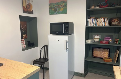Saint-Jean-de-Luz Apartment | 1-room apartment, 3*, in the city center with secure parking space