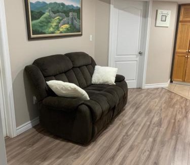 Guelph House | 1 room in a cozy and beautiful basement