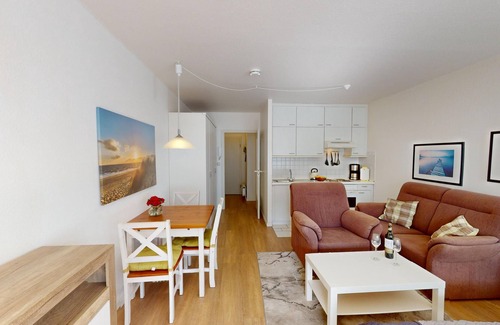Neustadt in Holstein Apartment | 1-room vacation apartment for 2 people and dog with terrace and underground parking space