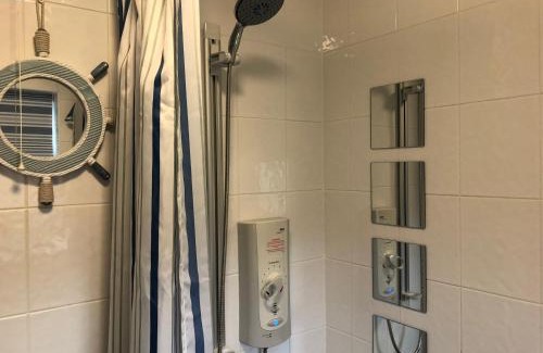 Newton Aycliffe House | 1 Silkin Serviced Accommodation