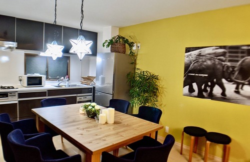 Fukushima Apartment | 1 stop from Osaka Station!1 minute walk from Fukushima Station!Accommodates up to 11 people.A spacious and stylish new room that is convenient to go anywhere