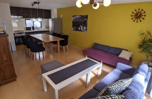 Fukushima Apartment | 1 stop from Osaka Station!1 minute walk from Fukushima Station!Accommodates up to 11 people.A spacious and stylish new room that is convenient to go anywhere