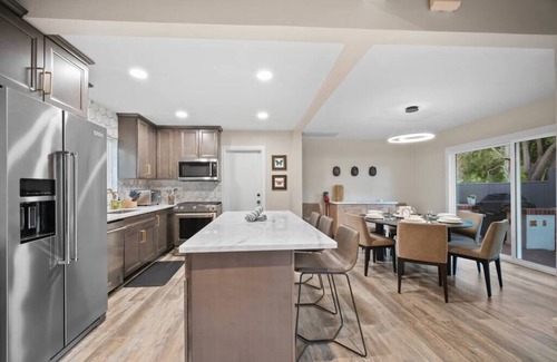 Village of La Jolla House | 1-Story, Walking to The Cove, Ocean View Deck