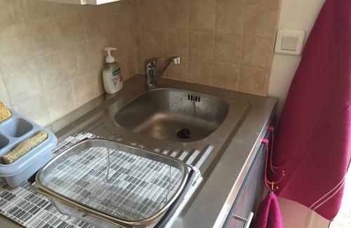 Lorgues Apartment | 1 Studio comfort - pool, pool house, exclusive to the woodland studio
