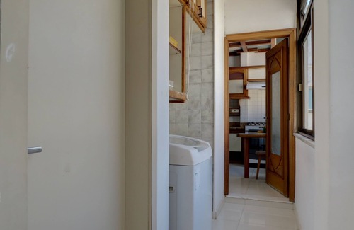 Copacabana Cabin | 1 suite plus 2 bedrooms plus 2 towels For 8 people