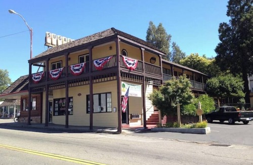 Mariposa Apartment | #10 1938 Historic Downtown Apt - King Bed- Kitchennn