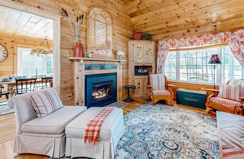 East Dover House | 10 acres of privacy with scenic views, custom art, game room & swimming pond