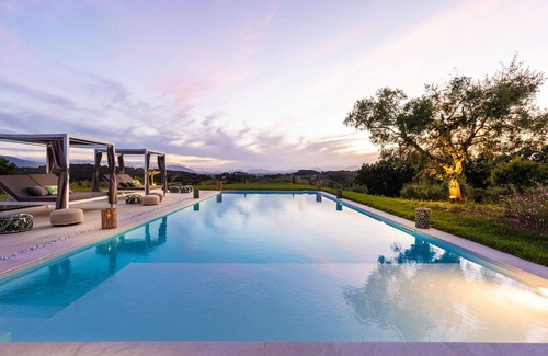 Corte Franceschini Villa | 10 Bedrooms Villa in Lucca, SPA, Panoramic Pool
