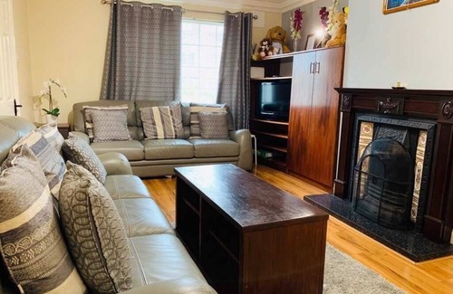 Sligo House | 10 beechwood court self catering home