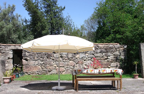 Cruz Cottage | 10% discount 1 week stay JULY 2019 CASA DA BOUÇA FOR 4 PEOPLE