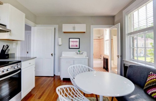 Frankfort Apartment | #10 Distiller's Guest House