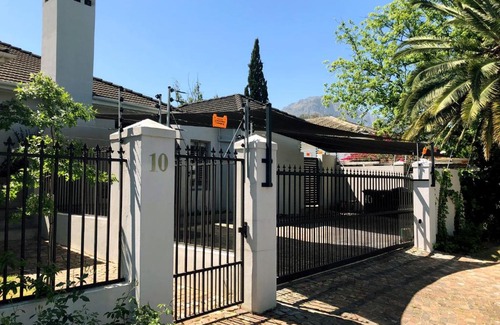 Stellenbosch Central House | 10 Hamman Street