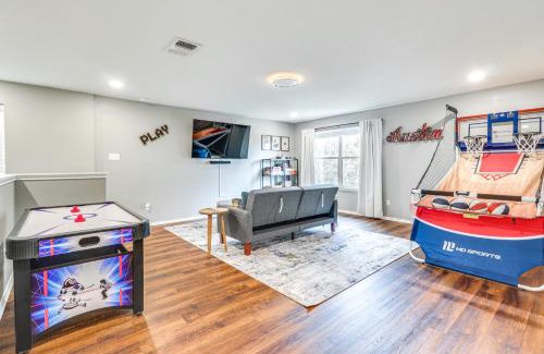Austin House | 10 Mi to Dtwn Austin Family Home with Communal Pool