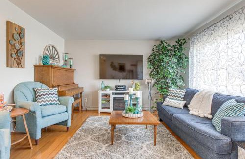 Lakewood House | 10 Mi to Dtwn Denver Lakewood Home with Patio