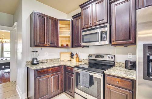 Gulfport House | 10 Mi to Gulfport Beaches: Family Home w/Patio