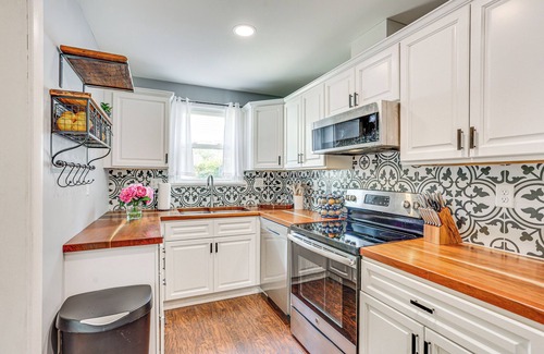 Annville House | 10 Mi to Hersheypark: Updated Family Retreat!