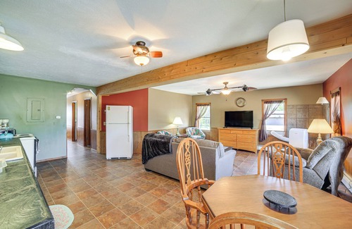 Rumely House | 10 Mi to Lake Superior: Eben Junction Townhome!