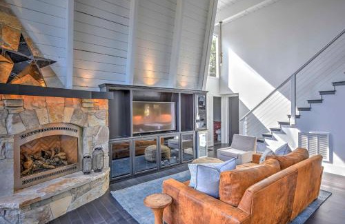 Lake Forest House | 10 Mi to Skiing Tahoe City A-Frame Home